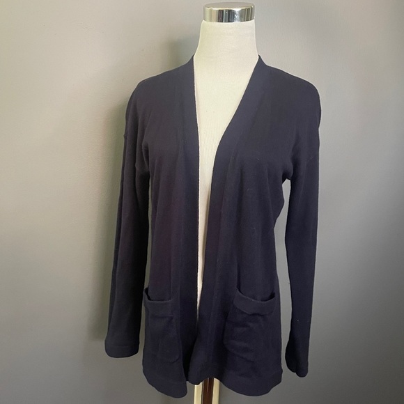 ⛵️ Talbots long sleeve blue anchor cardigan size Small petite with pockets - Picture 3 of 6